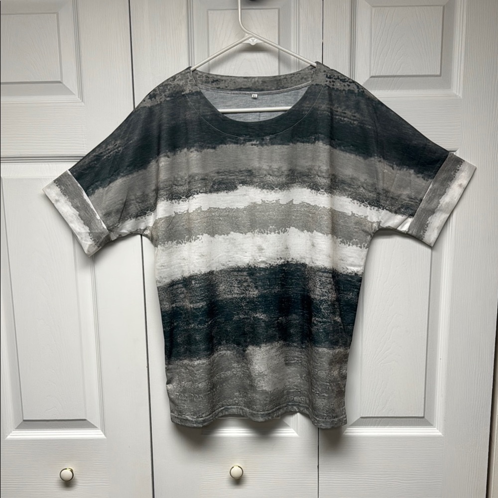 Greenish, Gray, Ivory Striped Crewneck Top with Hemmed Sleeve, size XL
